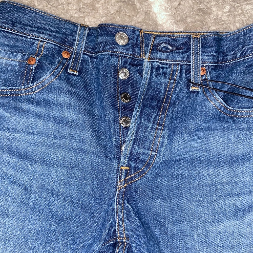 Levi’s shorts